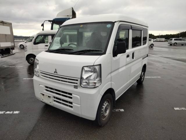 1329 MITSUBISHI MINICAB VAN DS17V 2017 г. (LUM Fukuoka Nyusatsu)